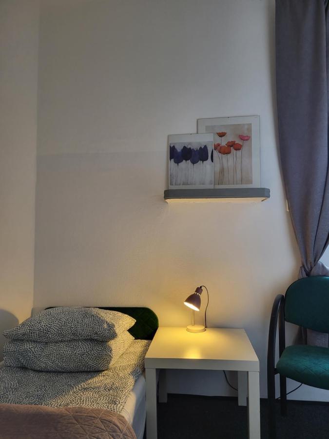Charmed Homestay - Zaczarowany Varşovia Exterior foto