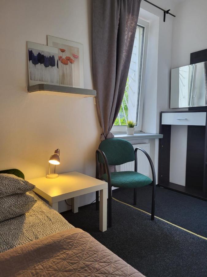 Charmed Homestay - Zaczarowany Varşovia Exterior foto