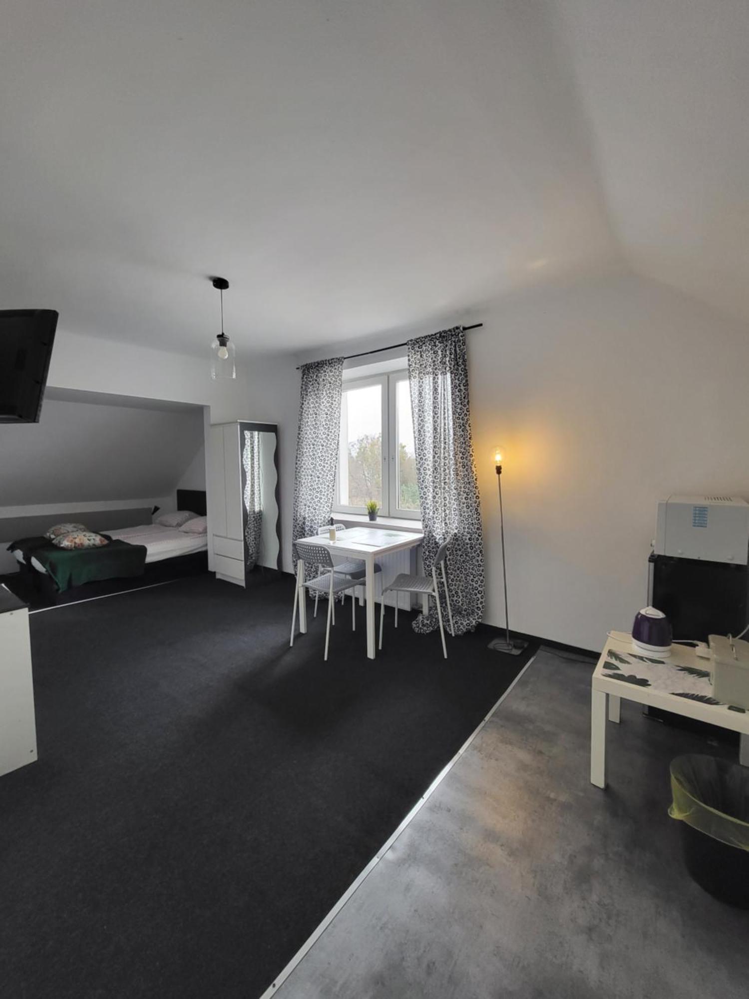 Charmed Homestay - Zaczarowany Varşovia Exterior foto