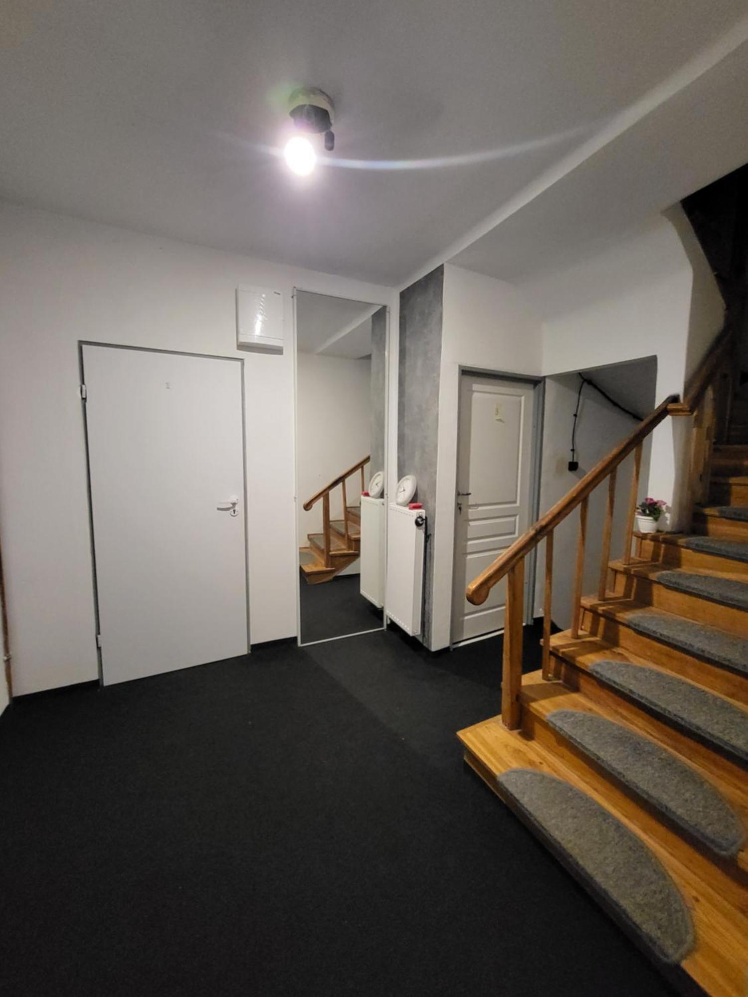 Charmed Homestay - Zaczarowany Varşovia Exterior foto